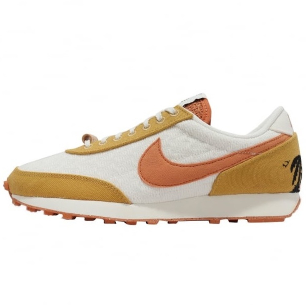 Women’s Nike Daybreak SE 'Sun Club - White Sand Gold'